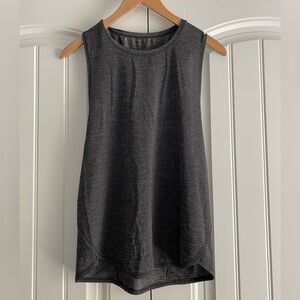Lululemon‎ In A Cinch Women's Tank Sz 4 or 6? Heathered Black Gray